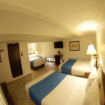 Collection O Hotel Del Portal, Puebla de Zaragoza Esterno foto
