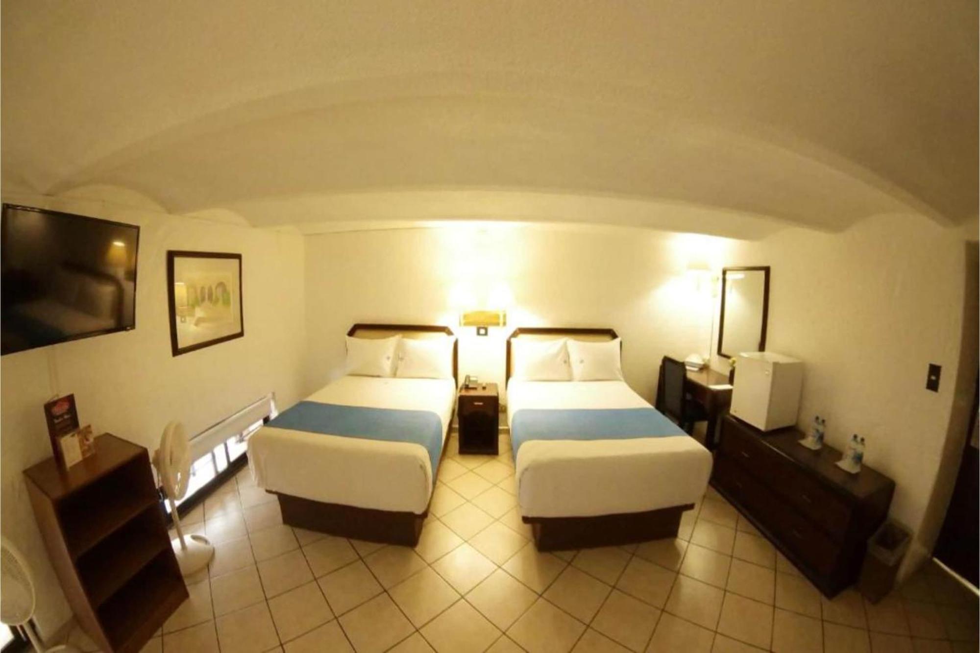 Collection O Hotel Del Portal, Puebla de Zaragoza Esterno foto